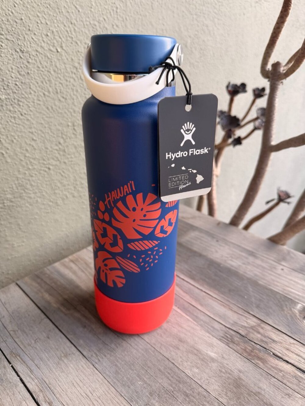 NEW Hydro Flask 40 oz Limited Edition Hawaii Water Bottle w/ Boot Rare NWT
